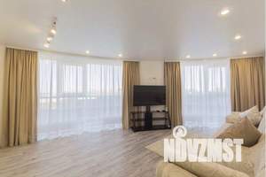 3-к квартира, посуточно, 95м2, 2/30 этаж