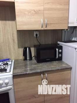 1-к квартира, посуточно, 40м2, 2/10 этаж