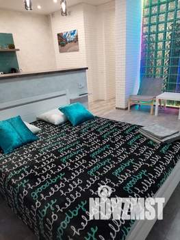 Студия квартира, посуточно, 50м2, 11/25 этаж