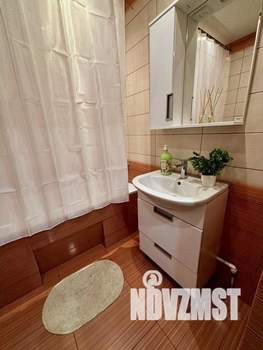 2-к квартира, посуточно, 67м2, 1/1 этаж