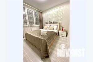 2-к квартира, посуточно, 48м2, 19/24 этаж