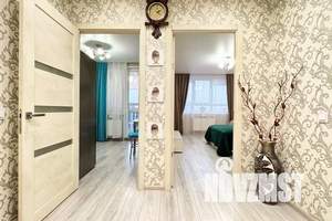 1-к квартира, посуточно, 40м2, 23/25 этаж