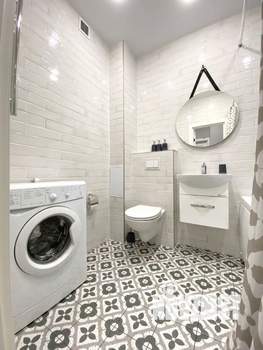 1-к квартира, посуточно, 42м2, 6/18 этаж