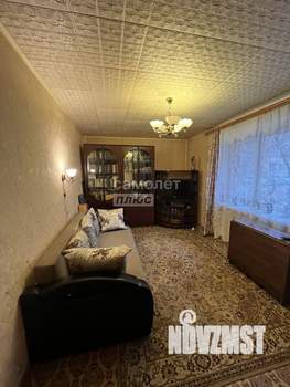 2-к квартира, вторичка, 42м2, 1/9 этаж