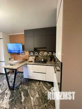 1-к квартира, вторичка, 42м2, 1/10 этаж