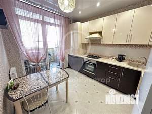 2-к квартира, вторичка, 63м2, 13/23 этаж