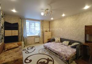 2-к квартира, вторичка, 57м2, 1/10 этаж