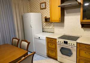 3-к квартира, вторичка, 110м2, 9/10 этаж