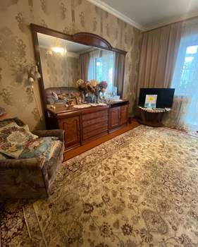 4-к квартира, вторичка, 114м2, 1/3 этаж