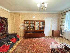 2-к квартира, вторичка, 44м2, 1/4 этаж