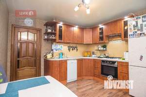 2-к квартира, вторичка, 70м2, 8/10 этаж