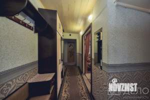 3-к квартира, вторичка, 65м2, 1/9 этаж