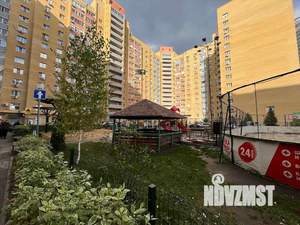 2-к квартира, вторичка, 67м2, 6/17 этаж