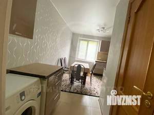 2-к квартира, вторичка, 64м2, 1/10 этаж
