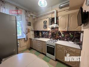 3-к квартира, вторичка, 64м2, 1/2 этаж