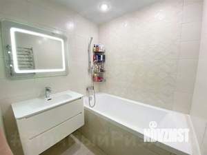 2-к квартира, вторичка, 68м2, 17/23 этаж