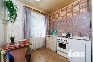 3-к квартира, вторичка, 54м2, 6/9 этаж