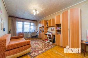 3-к квартира, вторичка, 58м2, 5/5 этаж