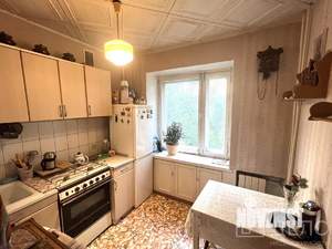 3-к квартира, вторичка, 61м2, 3/5 этаж