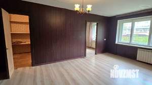 2-к квартира, вторичка, 43м2, 1/4 этаж