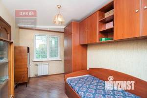 2-к квартира, вторичка, 45м2, 1/4 этаж