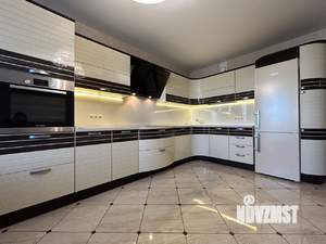 3-к квартира, вторичка, 126м2, 11/17 этаж