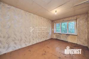 2-к квартира, вторичка, 45м2, 1/5 этаж