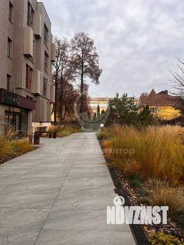 1-к квартира, вторичка, 63м2, 1/4 этаж