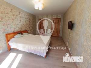 2-к квартира, вторичка, 66м2, 1/6 этаж