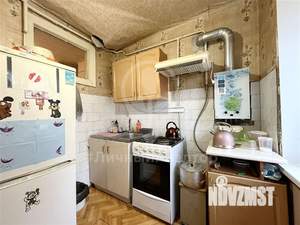 2-к квартира, вторичка, 43м2, 1/3 этаж