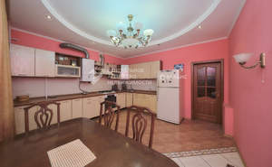 2-к квартира, вторичка, 95м2, 2/4 этаж