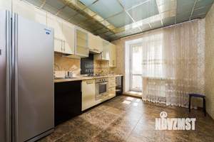 3-к квартира, вторичка, 81м2, 1/10 этаж