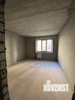 3-к квартира, вторичка, 81м2, 1/10 этаж