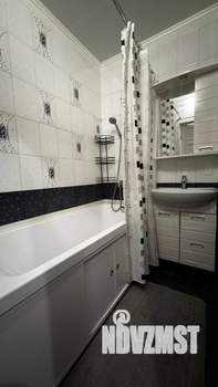 2-к квартира, вторичка, 56м2, 10/10 этаж