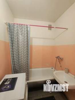 1-к квартира, вторичка, 42м2, 1/10 этаж