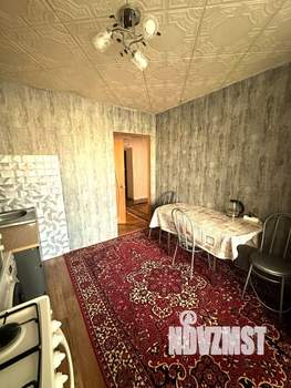2-к квартира, вторичка, 62м2, 1/10 этаж