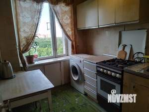 3-к квартира, вторичка, 52м2, 9/9 этаж