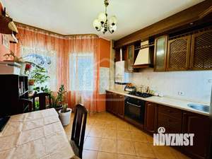 2-к квартира, вторичка, 72м2, 2/4 этаж