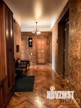 4-к квартира, вторичка, 111м2, 5/5 этаж