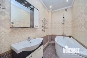2-к квартира, вторичка, 65м2, 12/15 этаж