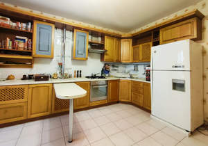 3-к квартира, вторичка, 102м2, 4/6 этаж
