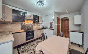 2-к квартира, вторичка, 61м2, 1/10 этаж