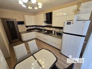 2-к квартира, вторичка, 72м2, 4/13 этаж