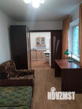 2-к квартира, вторичка, 42м2, 1/5 этаж