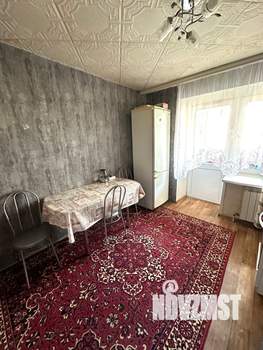 2-к квартира, вторичка, 62м2, 1/10 этаж