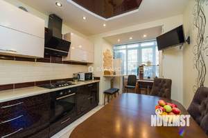 3-к квартира, вторичка, 90м2, 1/13 этаж