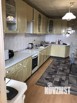 3-к квартира, вторичка, 104м2, 6/6 этаж