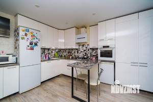 3-к квартира, вторичка, 93м2, 12/23 этаж