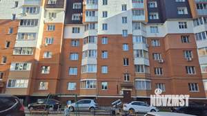 2-к квартира, вторичка, 70м2, 1/8 этаж