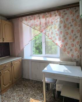 2-к квартира, вторичка, 43м2, 44/1 этаж